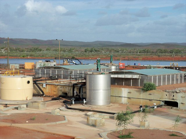 Whim-Creek-copper-mine-setting-up-settling-and-mixing-tanks